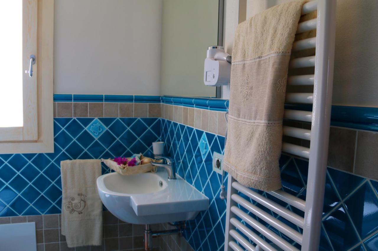 La Rosa Dei Venti Bed and Breakfast Villasimius Exteriör bild