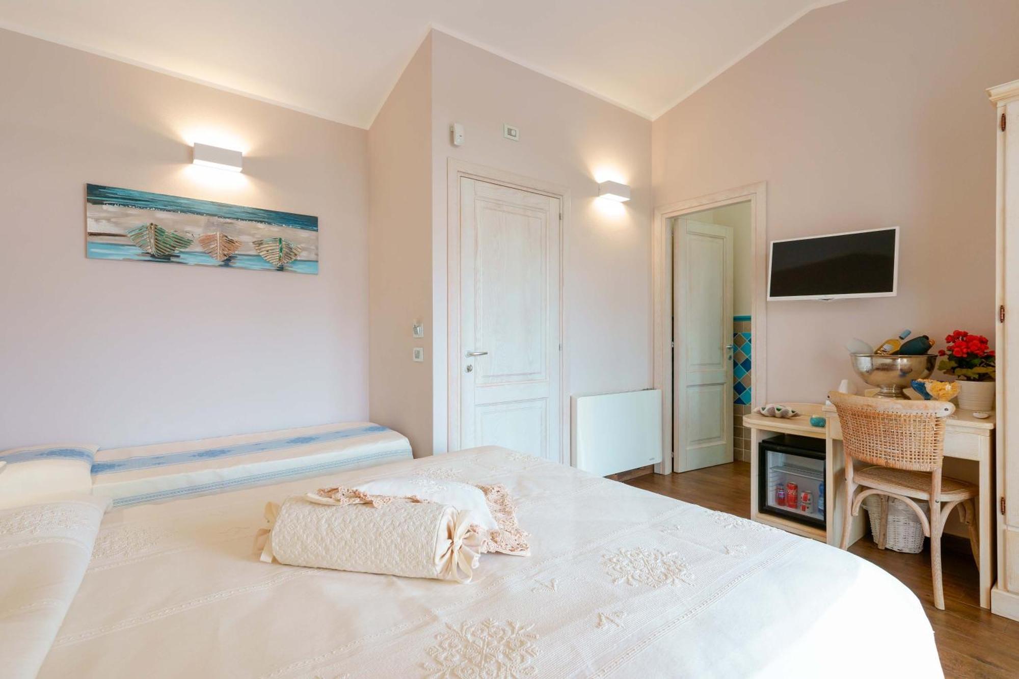 La Rosa Dei Venti Bed and Breakfast Villasimius Exteriör bild